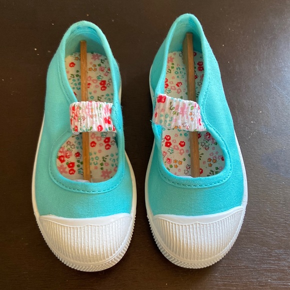 jumping beans Other - NWT Jumping Beans Toddler Girl Aqua Slip In Shoes size 8